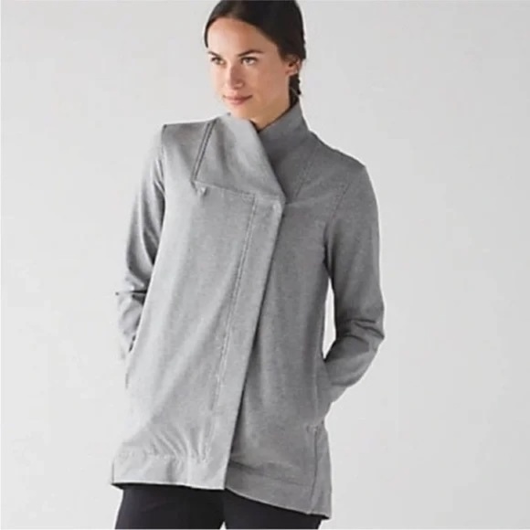 Lululemon Grey Wrap Snap Belle Sweatshirt Jacket 41998 - Picture 1 of 14